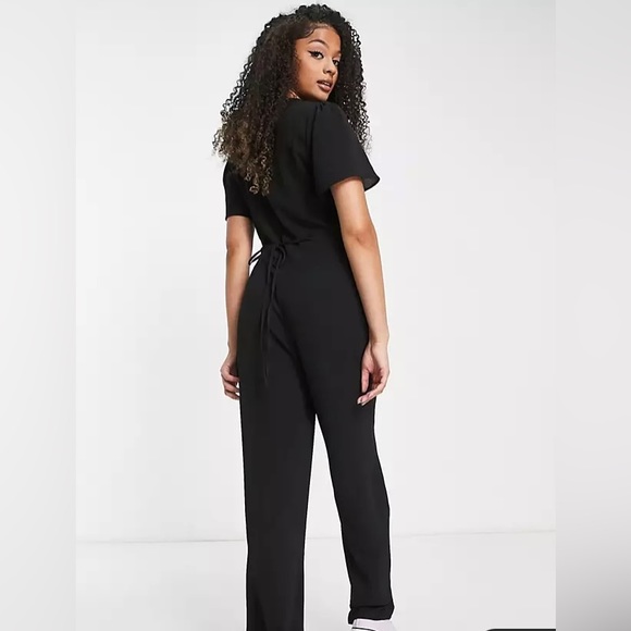 ASOS Design | Tall Short Sleeve Tea Culotte Black Jumpsuit - Picture 3 of 11